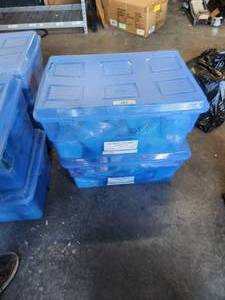 lot 183 image: Selection of 2 bins full of classroom school supplies - fifth grade