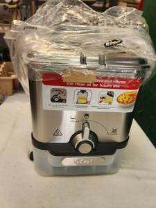 lot 197 image: T-fal deep fryer - N.I.B - never used
