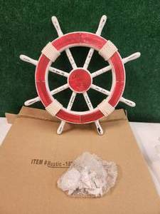 lot 202 image: Rustic 18 red and white shipes wheel decor.