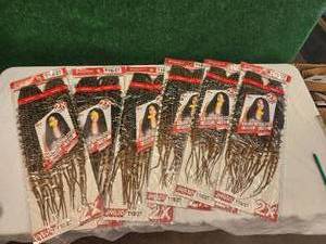 lot 235 image: Selection of 6 Kima Braid hair pieces