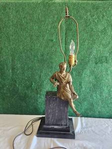 lot 260 image: Vintage Bronze and marble lamp
