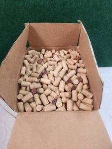 lot 277 image: Large box of unused corks