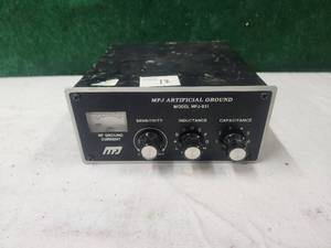 lot 318 image: MFJ artificial ground - Model mfj-931