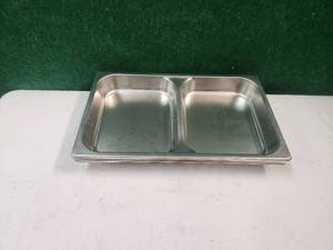 lot 325 image: Selection of 5 double bowled chafing trays