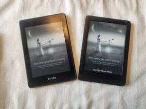 lot 252 image: Selection of 2 Kindles - loaded with books