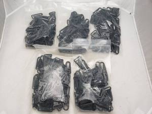 lot 542 image: Lot of 100 1 HK Snap Hooks - Black