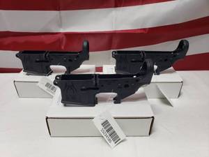 lot 556 image: Spikes Tactical STLS018 Lower Receiver  - QUANTITY 3 - BID IS TIMES THE QUANTITY