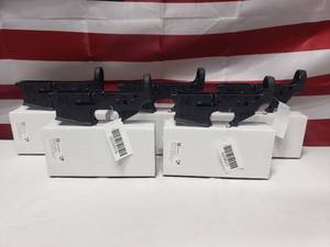 lot 702 image: Lot of 5 Spikes Tactical STLS018 Lower Receivers