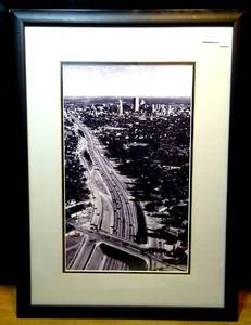 lot 115 image: BIG $ LOT - BLACK AND WHITE CITY LANDSCAPE PROFESSIONALLY FRAMED AND MATTED UNDER GLASS - 19 X 26