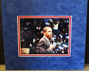 lot 220 image: ORIGINAL COLOR PHOTO OF BARACK OBAMA IN A SUEDE DOUBLE MATTE READY TO FRAME - 11 X 13