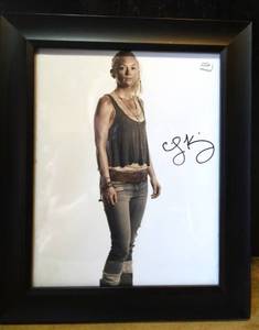 lot 254 image: AUTHENTIC EMILY KINNEY SIGNED BETH GREENE from THE WALKING DEAD SERIES - FRAMED 10 X 12 $$$