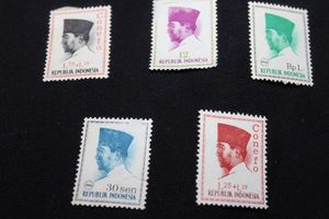 lot 59 image: Stamps Vintage  Indonesia Political Postage Stamps Uncirculated