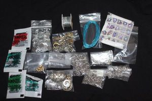lot 94 image: Jewlery Making Notations and Crafting Items