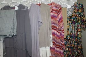 lot 181 image: Womens Plus Size Clothes Blouses, Pants and Dresses, Size 2xl