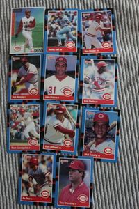 lot 175 image: Lot of Cincinnati Reds Baseball Cards