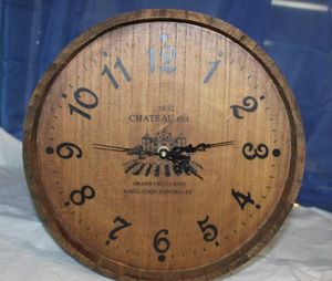 lot 24 image: Vintage Clock in Wine Barrel Fashion
