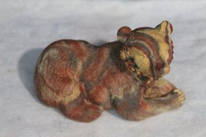 lot 33 image: Signed Bear Carved from Rhyolite Quartz Stone