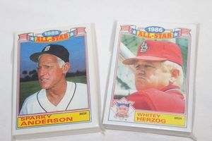 lot 195 image: 1985 and 1986 Complete Topps All-Stars sets Baseball Cards