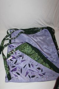 lot 198 image: Womens Clothes, 100% Silk Wrap around Reverseable Skirt