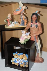 lot 217 image: Vintage Home Dcor and Block Shelves