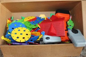lot 245 image: Kids Toys