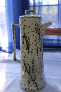 lot 265 image: Vintage Ceramic Tea Pot