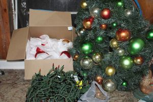 lot 308 image: Christmas Lights, Balls and Wreath