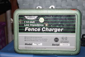 lot 324 image: Fence Charger Box