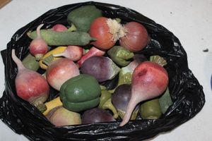 lot 337 image: Miniture Vegtables