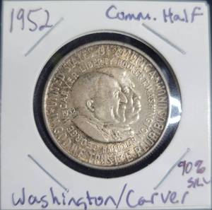 lot 15 image: RARE Silver 1952 Washington Carver Commemorative Half Dollar