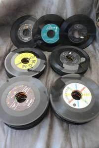 lot 35 image: 95 45 RPM 7 inch Vinyl Records Lot