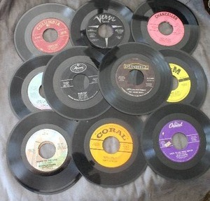 lot 79 image: Vintage Twenty 45 RPM 7 Inch Records including The Chordettes Lollipop (Yes, That One)