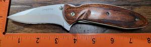 lot 187 image: Cheeta Recurve Pocket Knife with Box