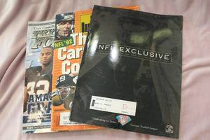 lot 173 image: NFL and College Football Magazines including December 1992 Sports Illistrated