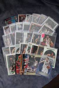 lot 202 image: Lot of Random Basketball Trading Cards