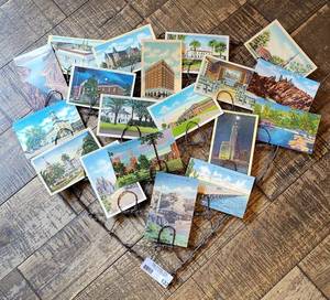 lot 132 image: Lot of 20 Old Vintage 1950s Postcards on Heart Card Holder
