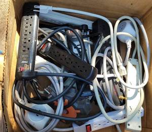 lot 212 image: Lot of Assorted Cables