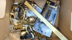 lot 214 image: Lot of Brass Hardware