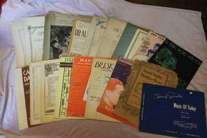lot 237 image: Lot of 20 Vintage and Antique Sheet Music