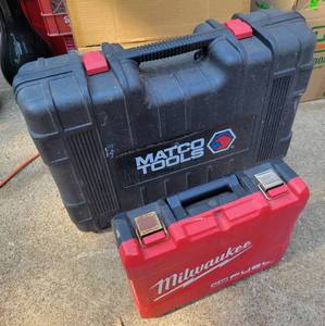 lot 226 image: Two Empty Tool Cases