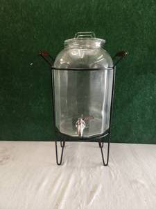 lot 66 image: Large glass beverage dispenser with lid and stand