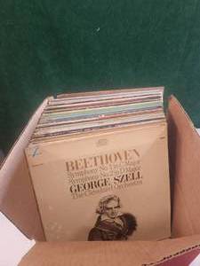 lot 111 image: Selection of vintage LP records