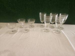 lot 170 image: vintage stemmed glassware