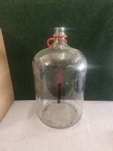 lot 185 image: 6-gallon glass carboy with handle