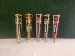 lot 194 image: Set of 5 Outlaw Cider pull taps