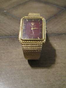 lot 359 image: womens Rolex watch number on back is 8683  -  non verified