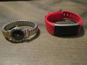 lot 361 image: Womens Fitbit - watch brand unknown