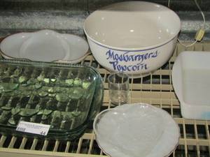 lot 44 image: popcorn bowl, casserole dish, heart shape plate, and more