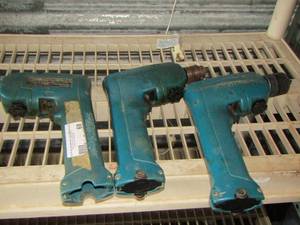 lot 68 image: 3 Makita power drills   NO BATTERIES