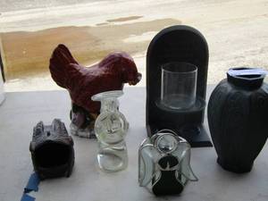 lot 96 image: rooster dcor, vase, clear glass angel, stain glass angel and more
